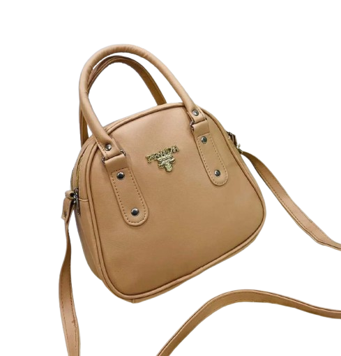 Chic Tan Leather Crossbody Handbag for Women – Elegant Everyday Style